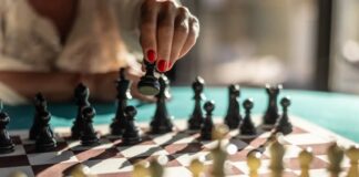 Strategic Cheating in Chess: A Minimal Effort for Maximum Gain