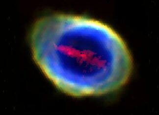 Загадкову залізну структуру виявлено в Серці туманності Кільця