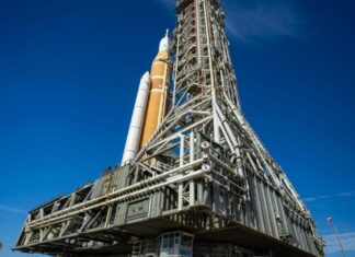 Артеміда 2: Підготовка до пілотованого польоту на Місяць