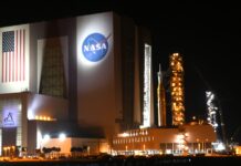 NASA Переносить Посадку на Місяць, Віддаючи Пріоритет Надійності, а Не Швидкості