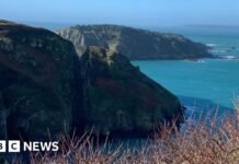 Мешканці острова Сарк Визначають Майбутнє свого будинку