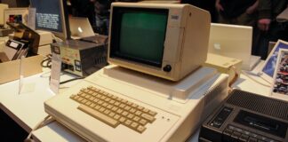 Краткая история вычислительной техники: от абака до квантовых компьютеров