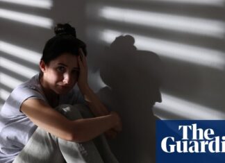 ІІ-Чатботи та Маячні Думки: Ризики для Вразливих Людей, що виникають