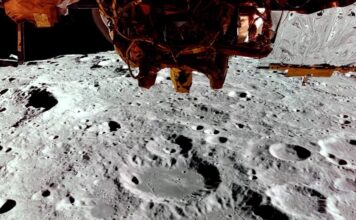 Майже не зіткнулися на Місяці: NASA врятувала посадковий модуль
