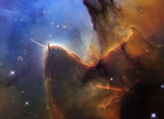 Хаббл святкує 36-річчя, зобразивши стрімку еволюцію туманності Трійник