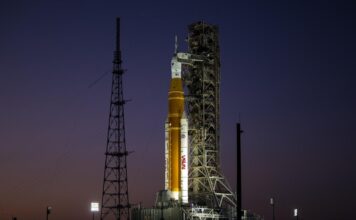 Artemis 2: Чому Висадки на Місяць Поки Ні?