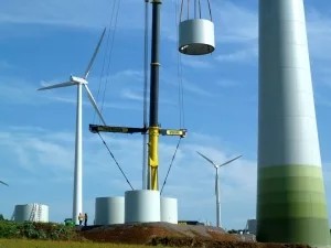 Чому будівництво вітропарків у Німеччині займає сім років